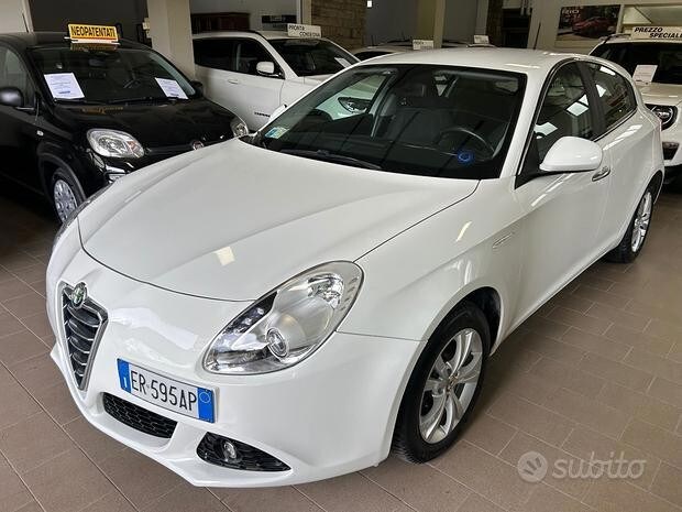 Foto ALFA ROMEO Giulietta (2010-21)