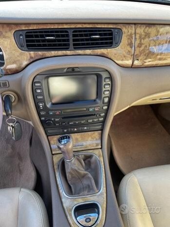 JAGUAR S-Type  (X206-X207) S-Type (X207) 3.0 V6 cat Executive