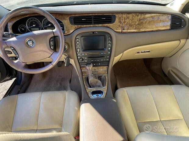 JAGUAR S-Type  (X206-X207) S-Type (X207) 3.0 V6 cat Executive