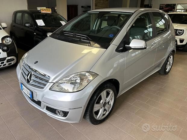 Foto MERCEDES Classe A   (W/C169)