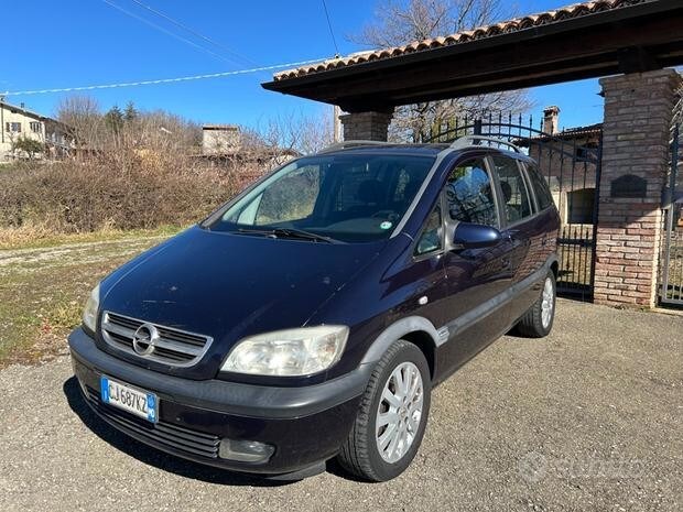Foto OPEL Zafira