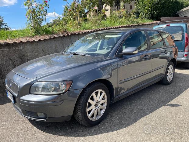 Foto VOLVO V50 (2003-2012)