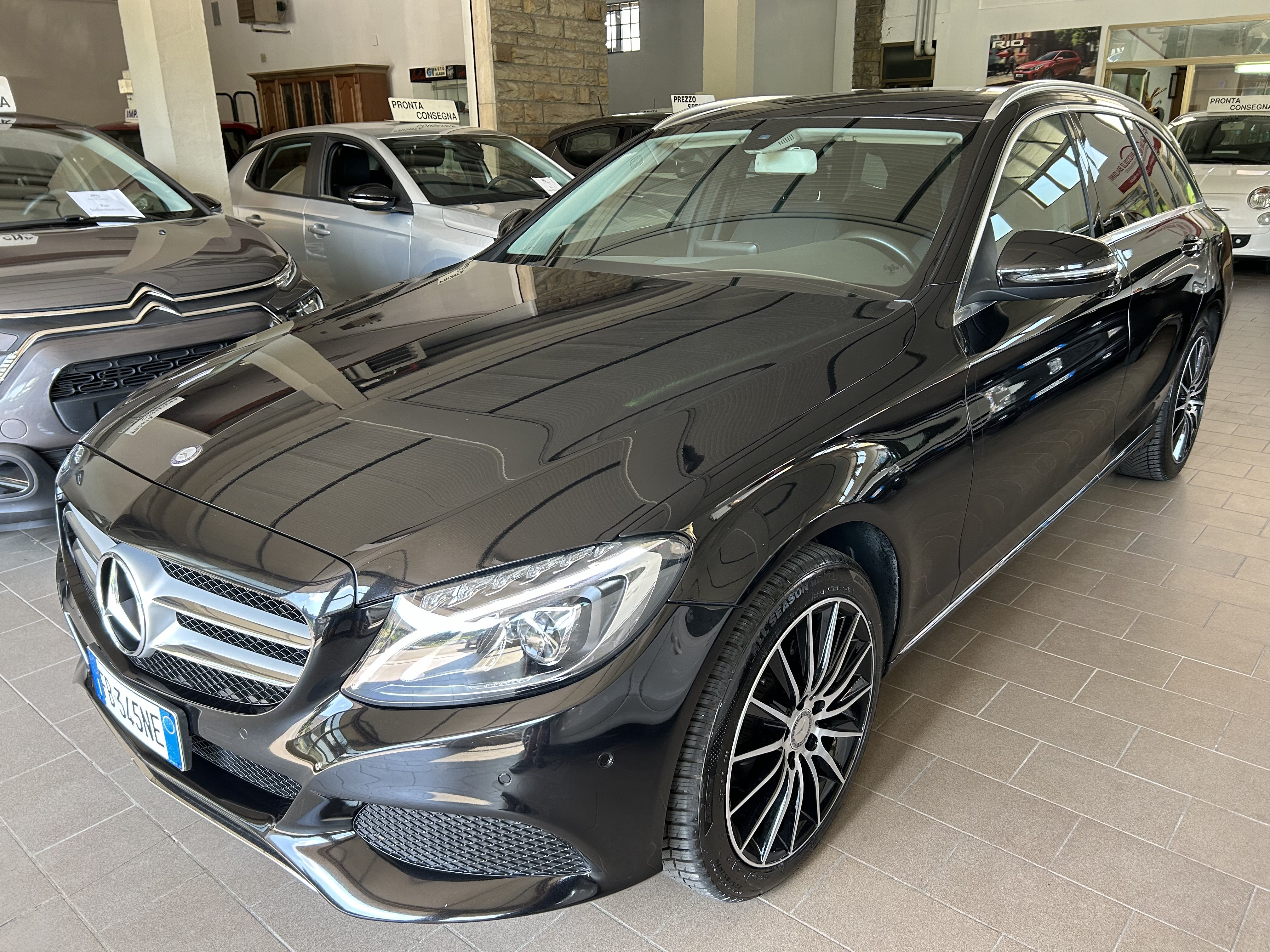 Foto Mercedes-Benz C 200